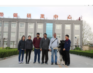 印度加爾各答客商來(lái)金鋒鋸業(yè)考察數(shù)控帶鋸床